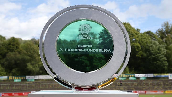 Wer holt die Schale dieses Jahr? Das Rennen in der 2. Bundesliga ist sehr eng. Wer holt die Schale dieses Jahr? Das Rennen in der 2. Bundesliga ist sehr eng.