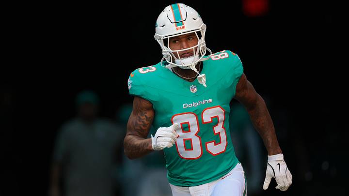 Dec 28, 2025; Miami Gardens, Florida, USA; Miami Dolphins tight end Darren Waller (83) runs out for player introductions prior to a game against the Tampa Bay Buccaneers at Hard Rock Stadium. Dec 28, 2025; Miami Gardens, Florida, USA; Miami Dolphins tight end Darren Waller (83) runs out for player introductions prior to a game against the Tampa Bay Buccaneers at Hard Rock Stadium.