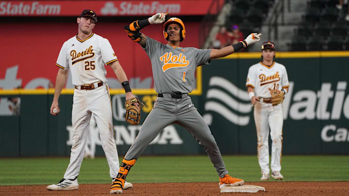 Feb 28, 2026; Arlington, TX, USA; Tennessee Volunteers against Arizona State Sun Devils during the Amegy Bank College Baseball Series at Globe Life Field. Mandatory Credit: Dustin Safranek-Imagn Images