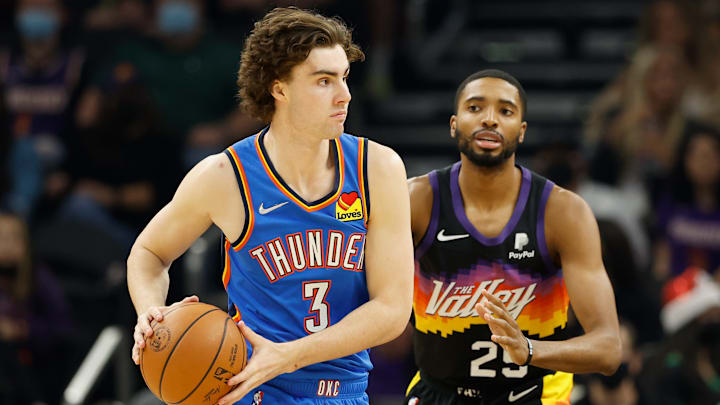 Oklahoma City Thunder v Phoenix Suns
