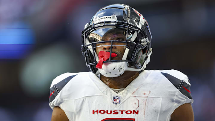 Sep 15, 2024; Houston, Texas, USA; Houston Texans wide receiver Robert Woods (2) before the game against the Chicago Bears at NRG Stadium. Mandatory Credit: Troy Taormina-Imagn Images Sep 15, 2024; Houston, Texas, USA; Houston Texans wide receiver Robert Woods (2) before the game against the Chicago Bears at NRG Stadium. Mandatory Credit: Troy Taormina-Imagn Images