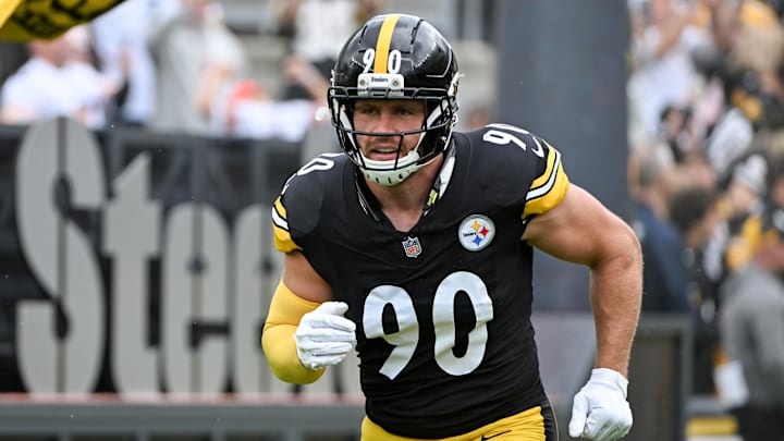 "I'd rather sit on the bench all season than play with Aaron Rodgers. That's the stupidest barrier I've ever seen!" T.J. Watt went on a rampage in the Steelers locker room after a disastrous loss to the Bills - their second straight loss and possibly their third if this continues. The situation became so tense that the Steelers' board called a meeting immediately after the 30-second video was leaked... vannguyen