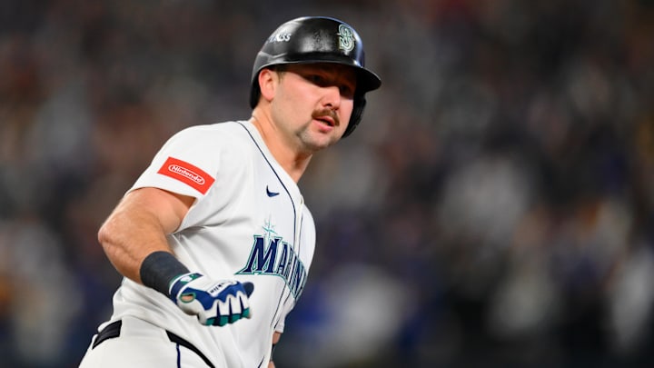 Seattle Mariners catcher Cal Raleigh is a great prop target in Game 6. 