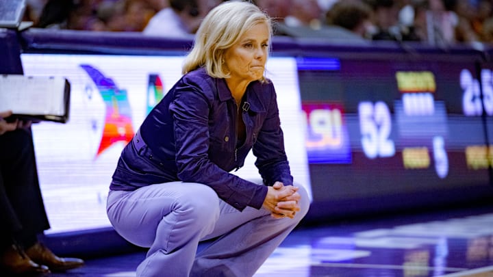 Feb 22, 2024; Baton Rouge, Louisiana, USA; LSU Lady Tigers head coach Kim Mulkey reacts during the second half against the Auburn Tigers at Pete Maravich Assembly Center. Mandatory Credit: Matthew Hinton-Imagn Images Feb 22, 2024; Baton Rouge, Louisiana, USA; LSU Lady Tigers head coach Kim Mulkey reacts during the second half against the Auburn Tigers at Pete Maravich Assembly Center. Mandatory Credit: Matthew Hinton-Imagn Images