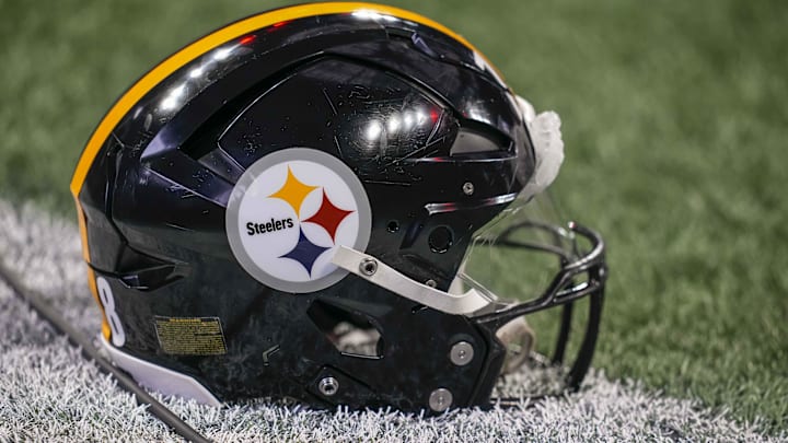 Dec 4, 2022; Atlanta, Georgia, USA; The helmet of the Pittsburgh Steelers on the field during warm up prior to the game against the Atlanta Falcons at Mercedes-Benz Stadium. Mandatory Credit: Dale Zanine-USA TODAY Sports
