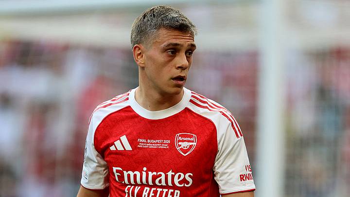 Deal Done! Arsenal Pocket Lucrative Fee as Surplus Winger Heads for the Exit