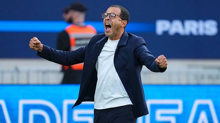 Liam Rosenior Strikes Back at Chelsea's Owners—and Ignites an All-Out Brawl
