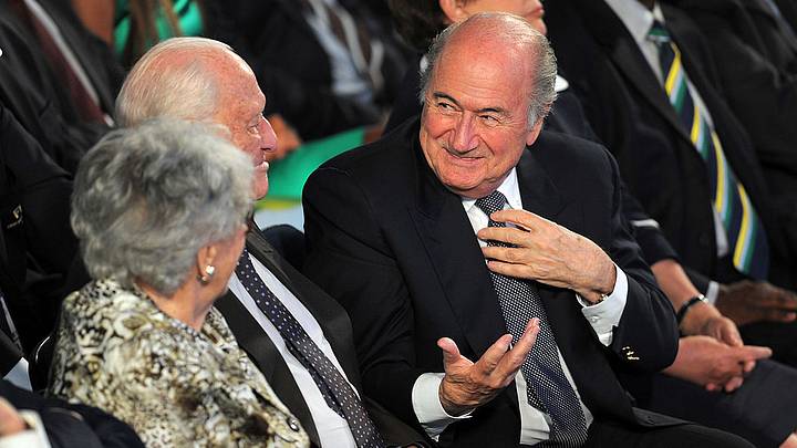 Joao Havelange y Joseph Blatter, los dos presidentes de FIFA antes de Infantino. Joao Havelange y Joseph Blatter, los dos presidentes de FIFA antes de Infantino.