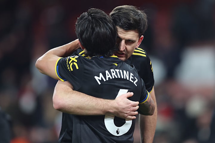 Lisandro Martínez, Harry Maguire.