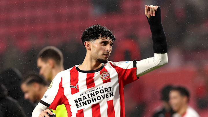 สี่คนที่โดดเด่นของ USMNT ประจำสัปดาห์ กองหน้าส่งมอบผลงานที่น่าทึ่งมากแม้แขนหัก