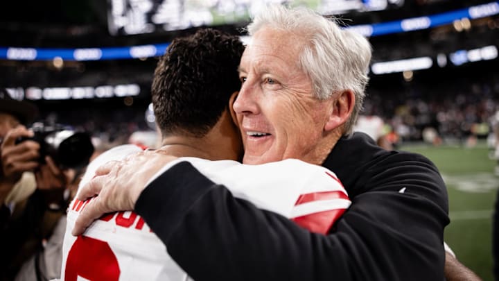 Russell Wilson and Pete Carroll reunited as the Giants took on the Raiders. 