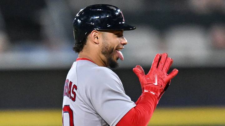 Jul 7, 2026; Chicago, Illinois, USA; Boston Red Sox first baseman Willson Contreras (40) reacts after hitting a two-run double against the Chicago White Sox during the ninth inning at Rate Field. Mandatory Credit: Patrick Gorski-Imagn Images Jul 7, 2026; Chicago, Illinois, USA; Boston Red Sox first baseman Willson Contreras (40) reacts after hitting a two-run double against the Chicago White Sox during the ninth inning at Rate Field. Mandatory Credit: Patrick Gorski-Imagn Images