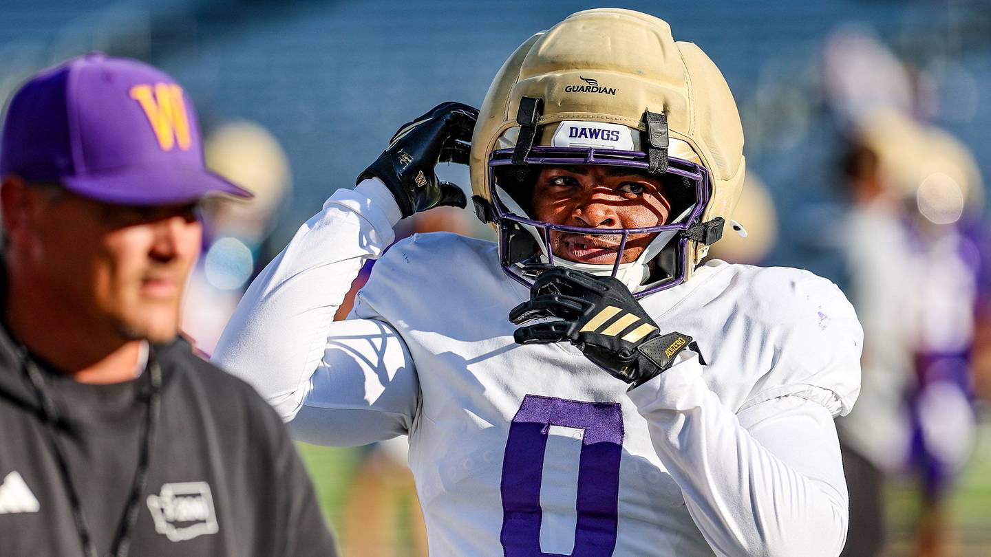Buddah Puts Himself In Mix to Start at UW Linebacker