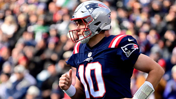 New York Jets v New England Patriots