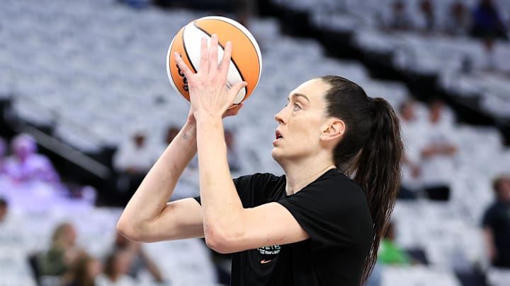 Oct 18, 2024; Minneapolis, Minnesota, USA; New York Liberty forward Breanna Stewart (30) warms up before game four of the 2024 WNBA Finals against the Minnesota Lynx at Target Center. Mandatory Credit: Matt Krohn-Imagn Images
