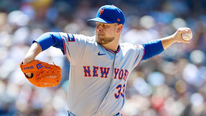 Jun 7, 2026; San Diego, California, USA; New York Mets relief pitcher A.J. Minter (33) throws a pitch during the seventh inning against the San Diego Padres at Petco Park. Mandatory Credit: David Frerker-Imagn Images Jun 7, 2026; San Diego, California, USA; New York Mets relief pitcher A.J. Minter (33) throws a pitch during the seventh inning against the San Diego Padres at Petco Park. Mandatory Credit: David Frerker-Imagn Images