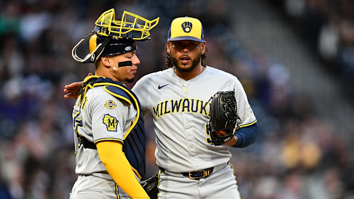 Milwaukee puede pactar con los Yankees el cambio de Freddy Peralta