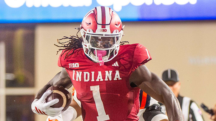 Roman Hemby (1) runs during the Indiana vs. Illinois football game at Memorial Stadium on Saturday, Sept. 20, 2025