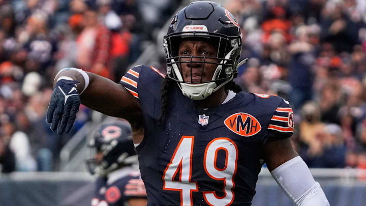 Oct 19, 2025; Chicago, Illinois, USA; Chicago Bears middle linebacker Tremaine Edmunds (49) reacts after sacking New Orleans Saints quarterback Spencer Rattler (not pictured) during the second half at Soldier Field. Oct 19, 2025; Chicago, Illinois, USA; Chicago Bears middle linebacker Tremaine Edmunds (49) reacts after sacking New Orleans Saints quarterback Spencer Rattler (not pictured) during the second half at Soldier Field.