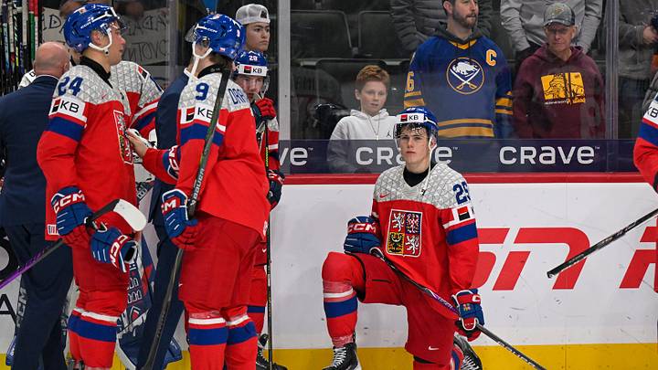 Jan 5, 2026; St. Paul, Minnesota, USA; Czechia defensemen Vladimir Dravecky (9) comforts forward Adam Novotny (24) as Czechia forward Stepan Hoch (25) looks on after falling to Sweden in the final of the 2026 IIHF World Junior Championship ice hockey tournament at Grand Casino Arena. Mandatory Credit: Nick Wosika-Imagn Images Jan 5, 2026; St. Paul, Minnesota, USA; Czechia defensemen Vladimir Dravecky (9) comforts forward Adam Novotny (24) as Czechia forward Stepan Hoch (25) looks on after falling to Sweden in the final of the 2026 IIHF World Junior Championship ice hockey tournament at Grand Casino Arena. Mandatory Credit: Nick Wosika-Imagn Images