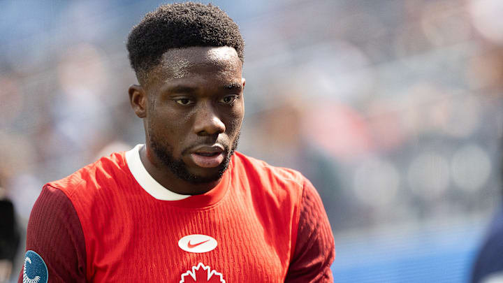 Alphonso Davies zog sich bei der kanadischen Nationalmannschaft einen Kreuzbandriss zu