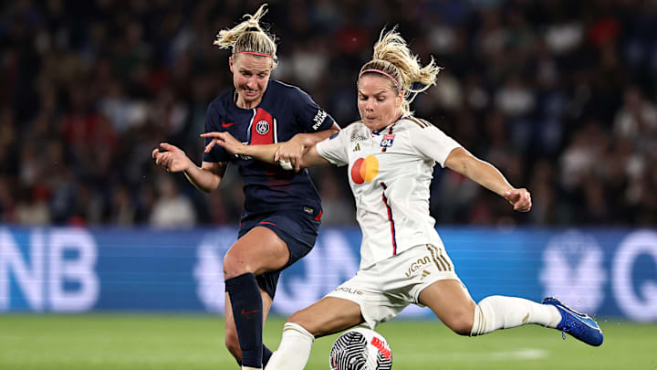 L'Olympique Lyonnais reçoit le Paris Saint-Germain pour le compte de la 15e journée de la D1 Féminine. L'Olympique Lyonnais reçoit le Paris Saint-Germain pour le compte de la 15e journée de la D1 Féminine.