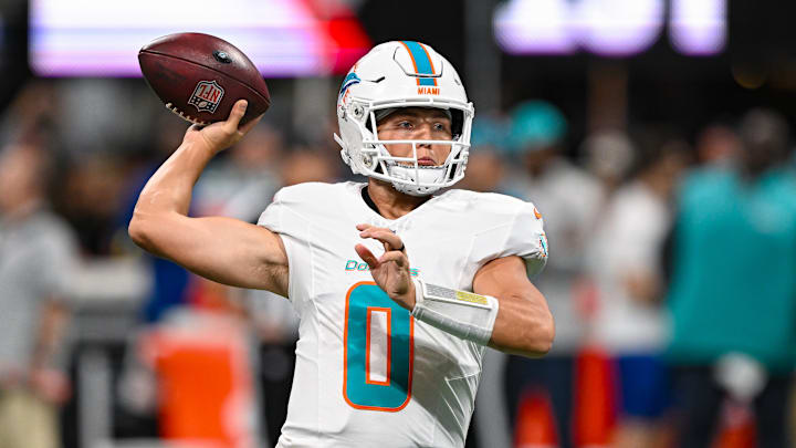 NFL: OCT 26 Dolphins at Falcons NFL: OCT 26 Dolphins at Falcons