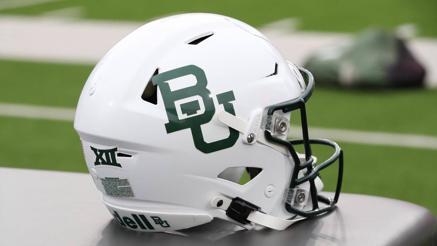 Way-Too-Early Bowl Prediction Pits Baylor Football Against AAC Program