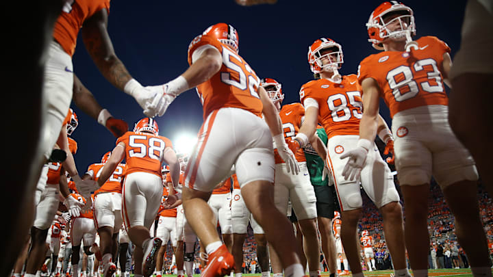 Louisville v Clemson
