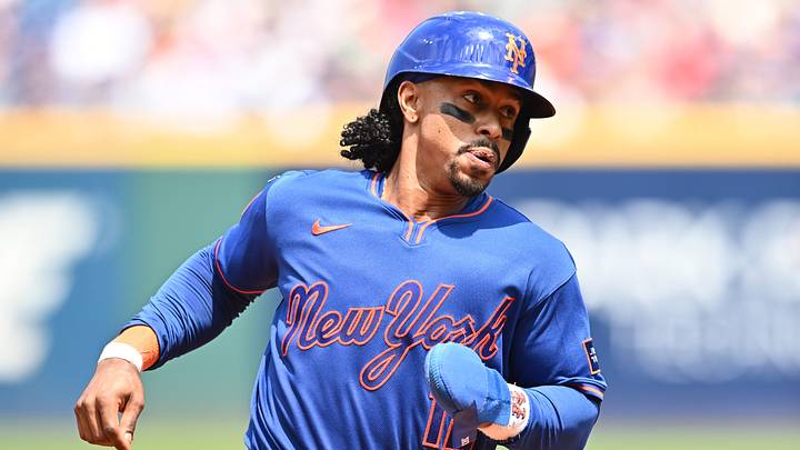 Aug 6, 2026; Cleveland, Ohio, USA; New York Mets shortstop Francisco Lindor (12) advances to third on a double hit by third baseman Bo Bichette (not pictured) during the fourth inning at Progressive Field. Mandatory Credit: Ken Blaze-Imagn Images