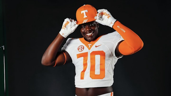 2025 5-star OT David Sanders Jr. during an unofficial visit to Tennessee. (Photo courtesy of David Sanders Jr.) 2025 5-star OT David Sanders Jr. during an unofficial visit to Tennessee. (Photo courtesy of David Sanders Jr.)