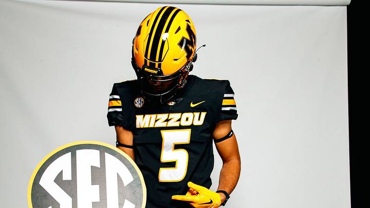 Missouri Tigers freshman defensive end Daeden Hopkins on his visit to Columbia, Missouri for their Junior Day event on January 22, 2024. Missouri Tigers freshman defensive end Daeden Hopkins on his visit to Columbia, Missouri for their Junior Day event on January 22, 2024.