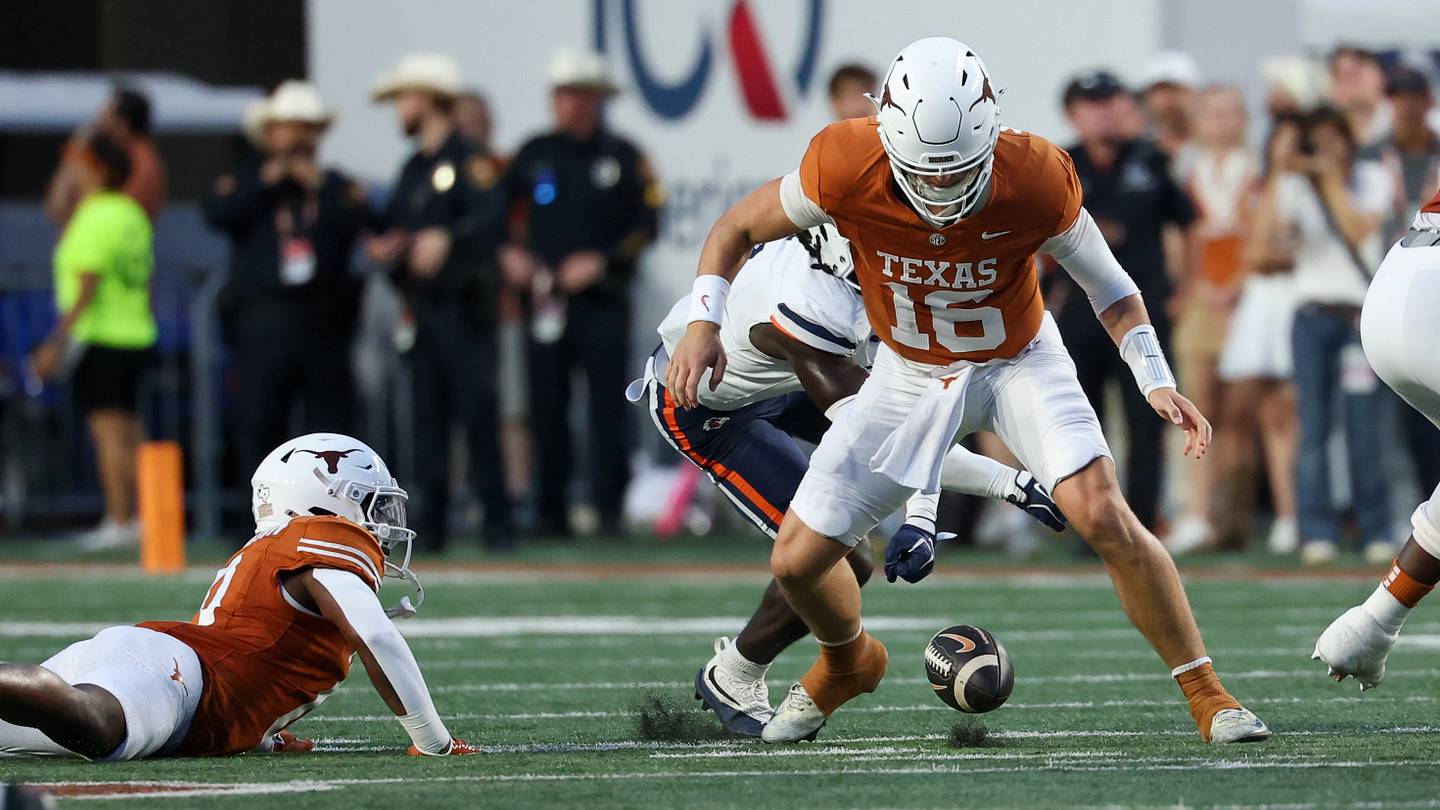 2 biggest winners and 2 losers from the Texas Longhorns' shaky win against UTSA