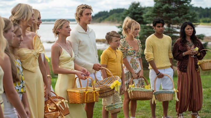 Candice King, Caitlin FitzGerald, Mamie Gummer, Joseph Zada, Esther McGregor, and Shubham Maheshwari in We Were Liars