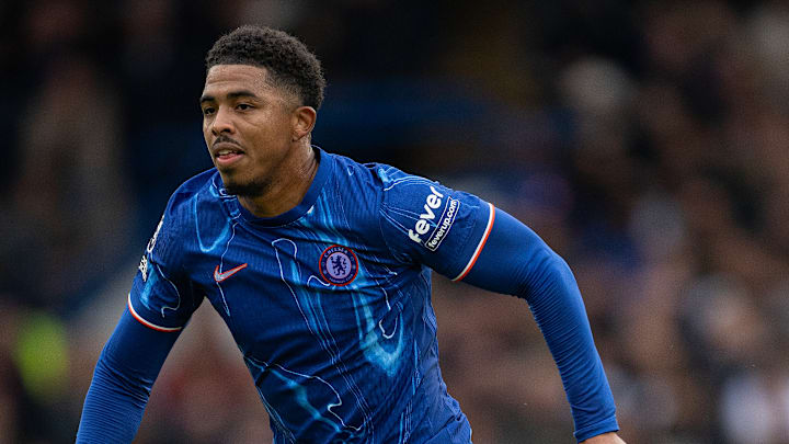 Wesley Fofana est titulaire indiscutable avec Chelsea. Wesley Fofana est titulaire indiscutable avec Chelsea.