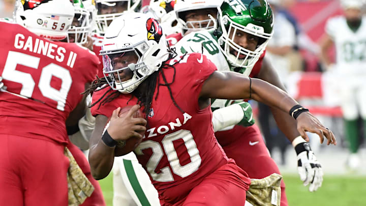 DeeJay Dallas of the Arizona Cardinals