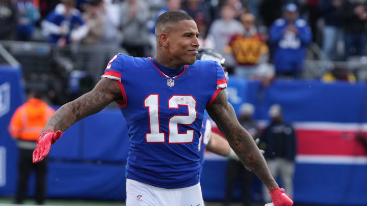 East Rutherford, NJ October 22, 2023 -- Darren Waller of the Giants at the end of the game. The NY Giants host the Washington Commanders at MetLife Stadium in East Rutherford, NJ on October 22, 2023. East Rutherford, NJ October 22, 2023 -- Darren Waller of the Giants at the end of the game. The NY Giants host the Washington Commanders at MetLife Stadium in East Rutherford, NJ on October 22, 2023.