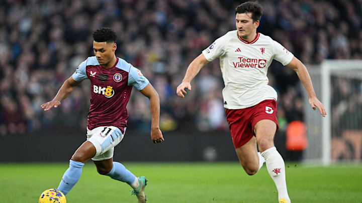 Aston Villa v Manchester United - Premier League