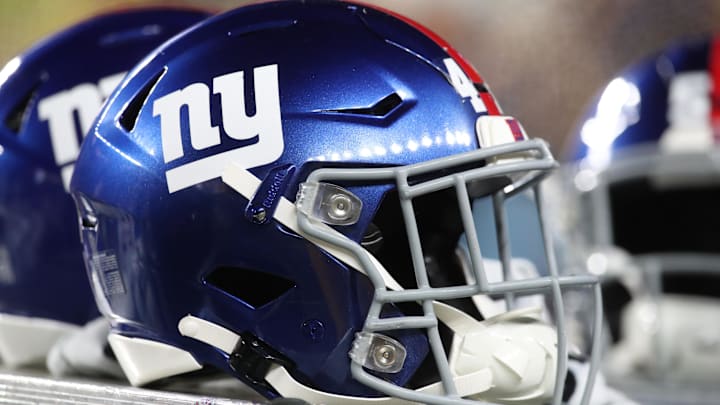 Oct 28, 2024; Pittsburgh, Pennsylvania, USA; New York Giants helmets on the sidelines against the Pittsburgh Steelers during the third quarter at Acrisure Stadium. Mandatory Credit: Charles LeClaire-Imagn Images Oct 28, 2024; Pittsburgh, Pennsylvania, USA; New York Giants helmets on the sidelines against the Pittsburgh Steelers during the third quarter at Acrisure Stadium. Mandatory Credit: Charles LeClaire-Imagn Images