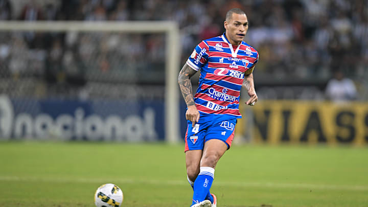 Titi foi sincero em entrevista pós-jogo, criticando atuação do árbitro Wilton Pereira Sampaio