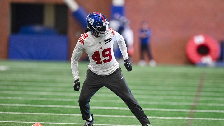 May 21, 2026; East Rutherford, NJ, USA; New York Giants linebacker Tremaine Edmunds (49) participates in a drill during organized team activities at Quest Diagnostics Training Center. Mandatory Credit: John Jones-Imagn Images May 21, 2026; East Rutherford, NJ, USA; New York Giants linebacker Tremaine Edmunds (49) participates in a drill during organized team activities at Quest Diagnostics Training Center. Mandatory Credit: John Jones-Imagn Images