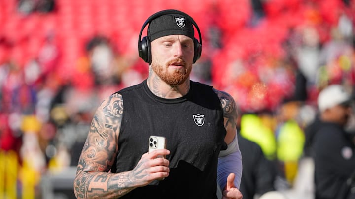 Nov 29, 2024; Kansas City, Missouri, USA; Las Vegas Raiders defensive end Maxx Crosby (98) warms up against the Kansas City Chiefs prior go a game at GEHA Field at Arrowhead Stadium. Mandatory Credit: Denny Medley-Imagn Images