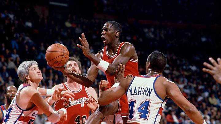 Michael Jordan (23), de los Chicago Bulls, ante los Washington Bullets. Michael Jordan (23), de los Chicago Bulls, ante los Washington Bullets.