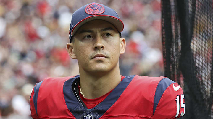 Oct 1, 2023; Houston, Texas, USA; Houston Texans place kicker Ka'imi Fairbairn (15) on the sideline during the game against the Pittsburgh Steelers at NRG Stadium. Mandatory Credit: Troy Taormina-Imagn Images