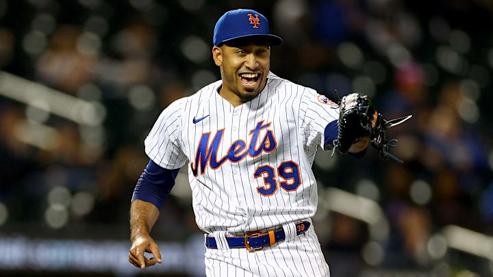 Edwin Díaz fue aplaudido en City Field este viernes 
