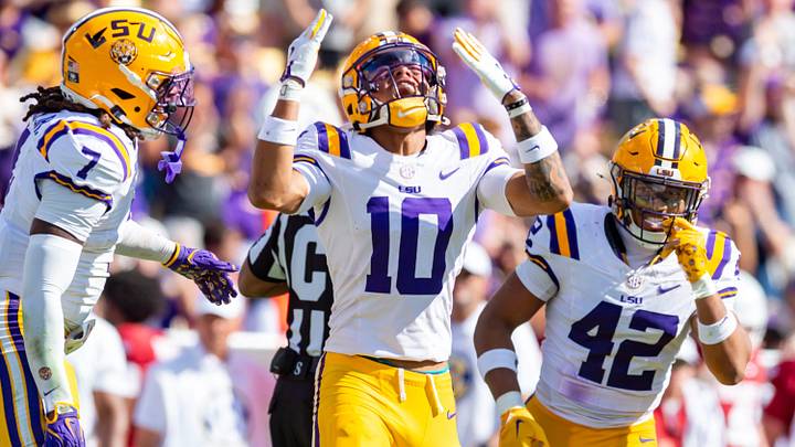 LSU safety Dashawn Spears celebrates after a sack LSU safety Dashawn Spears celebrates after a sack