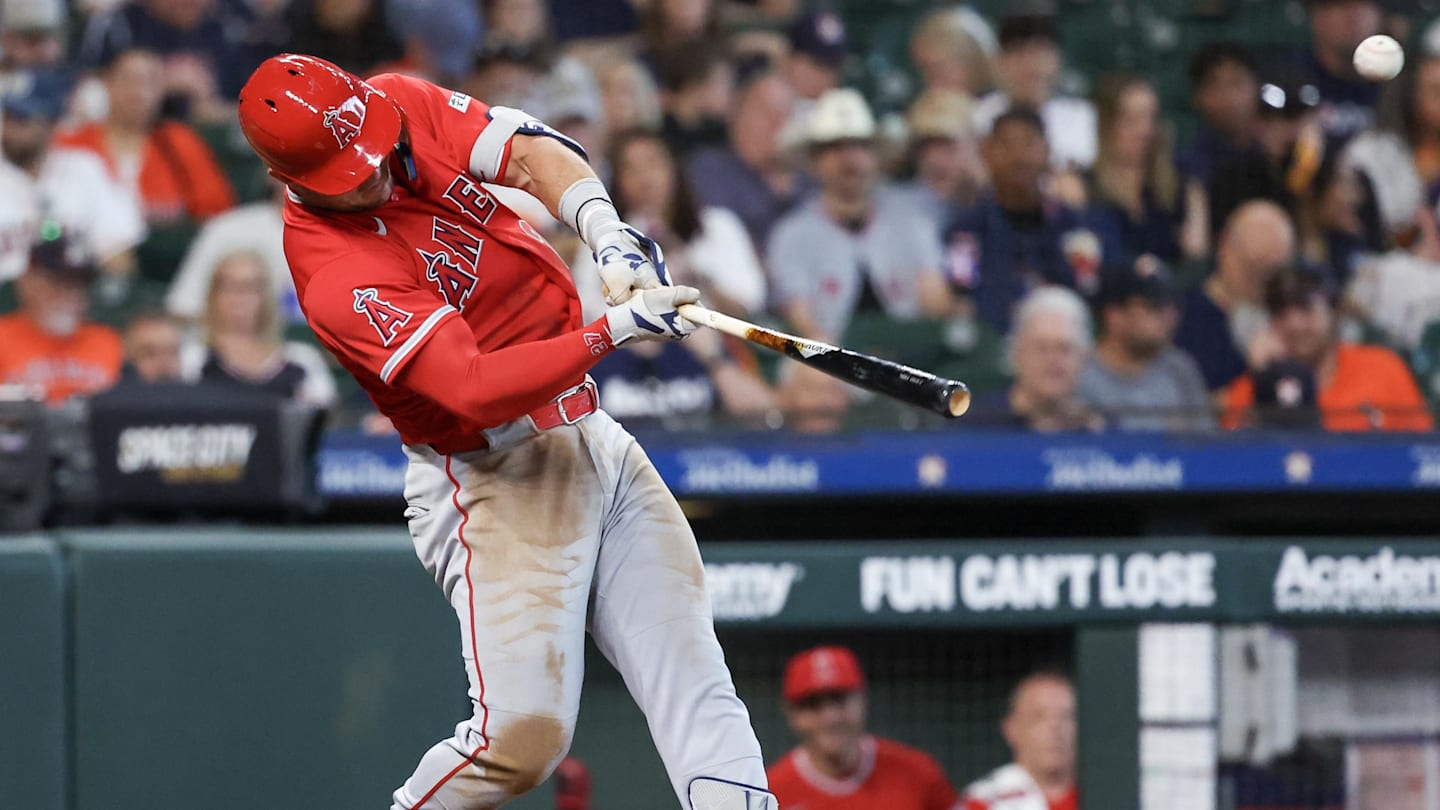 Mike Trout Reminded Angels Fans Why They Love Him
