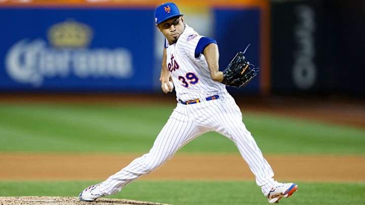 Wild Card Series - San Diego Padres v New York Mets - Game Two