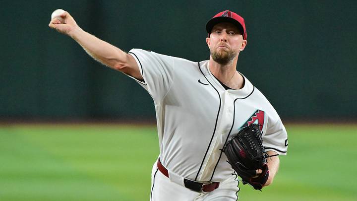 Aug 12, 2026; Phoenix, Arizona, USA; Arizona Diamondbacks pitcher Merrill Kelly (29) throws a pitch in the first inning against the Colorado Rockies at Chase Field. Mandatory Credit: Matt Kartozian-Imagn Images Aug 12, 2026; Phoenix, Arizona, USA; Arizona Diamondbacks pitcher Merrill Kelly (29) throws a pitch in the first inning against the Colorado Rockies at Chase Field. Mandatory Credit: Matt Kartozian-Imagn Images