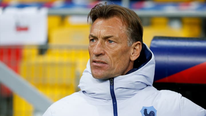 Hervé Renard vient d'annoncer sa liste pour la Coupe du monde féminine 2023. Hervé Renard vient d'annoncer sa liste pour la Coupe du monde féminine 2023.
